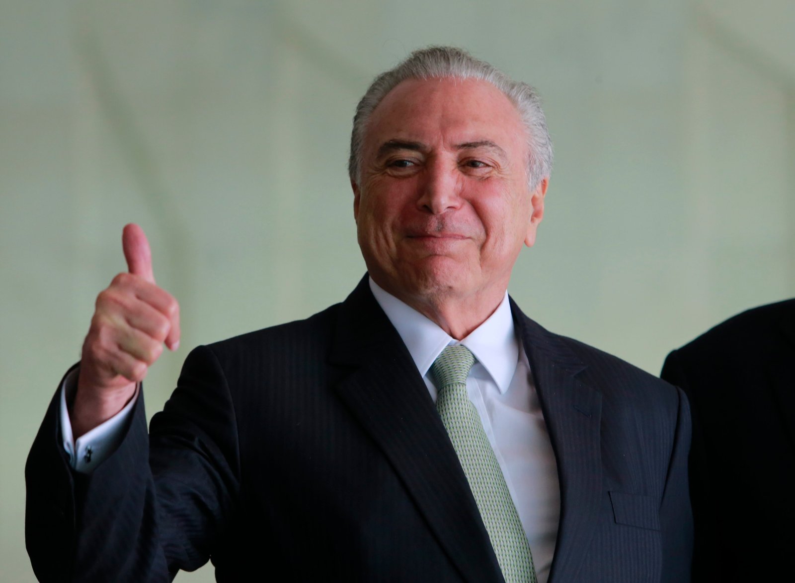 Michel Temer diz que seria útil votar reforma da Previdência para futuro presidente