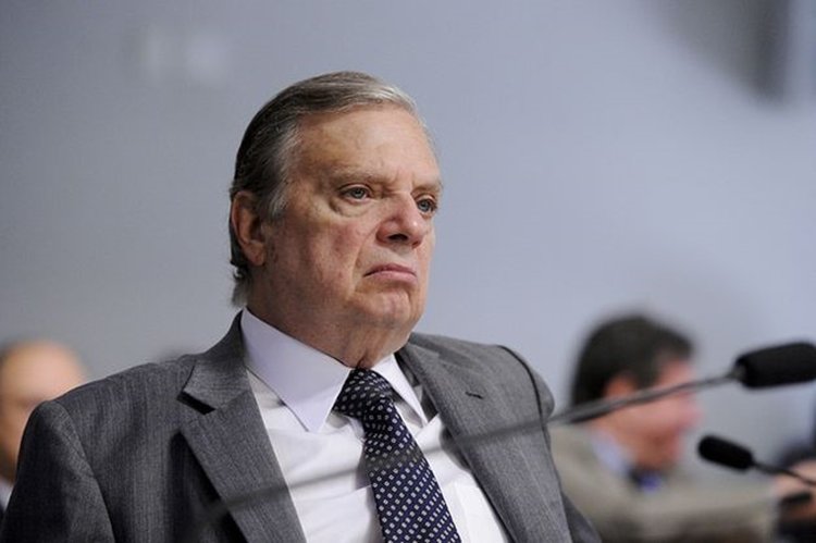 Tasso afirma que, em sua vida política, nunca esteve tão só