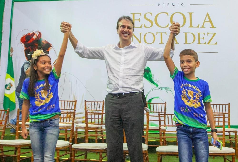 Governo do Ceará entrega Prêmio Escola Nota Dez hoje, 17