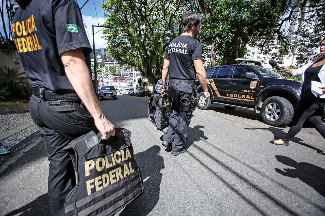 PF cumpre três mandados de busca e apreensão no Ceará contra crime de pornografia infantil