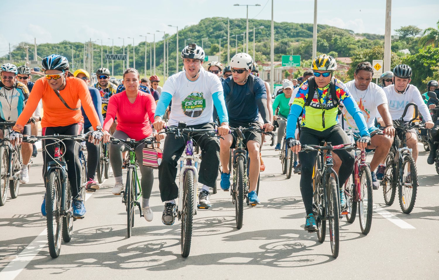 Inauguração da CE-010 é comemorada com passeio ciclístico