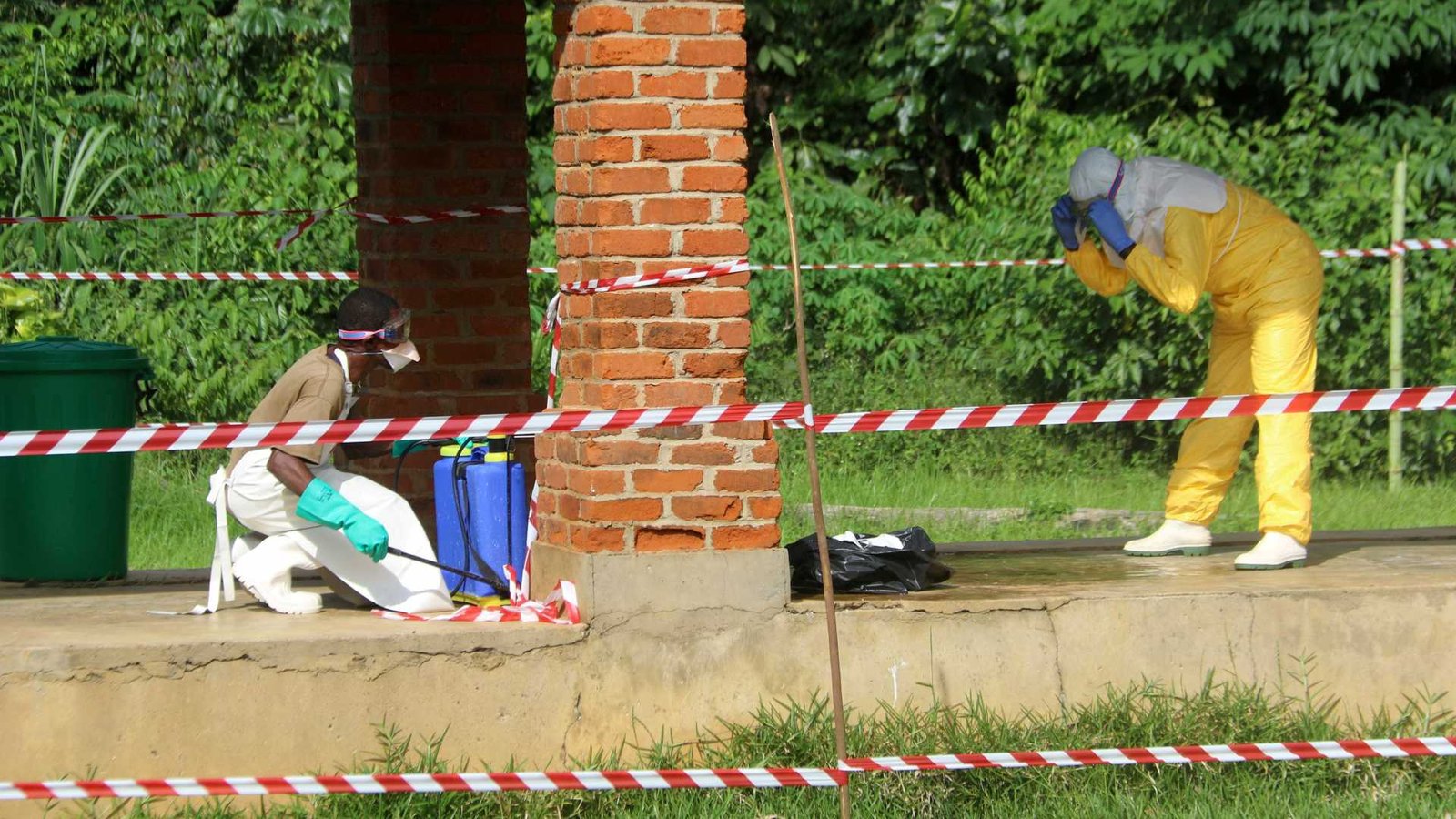 Mundo: Sobe para 21 número de casos confirmados de ebola no Congo