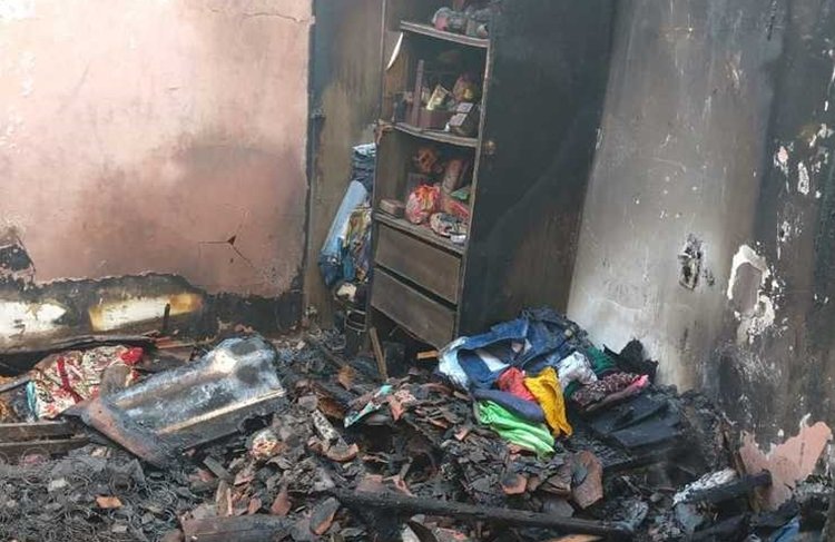 Crianças morrem em incêndio dentro de quarto, em Itaitinga