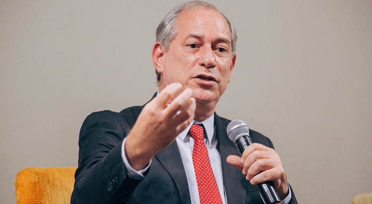 Ciro Gomes declara que quer parceira com PSB “pela circunstância” do partido “não ter candidato”