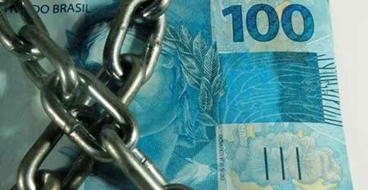 Bens e rendas do prefeito de Iguatu são bloqueados