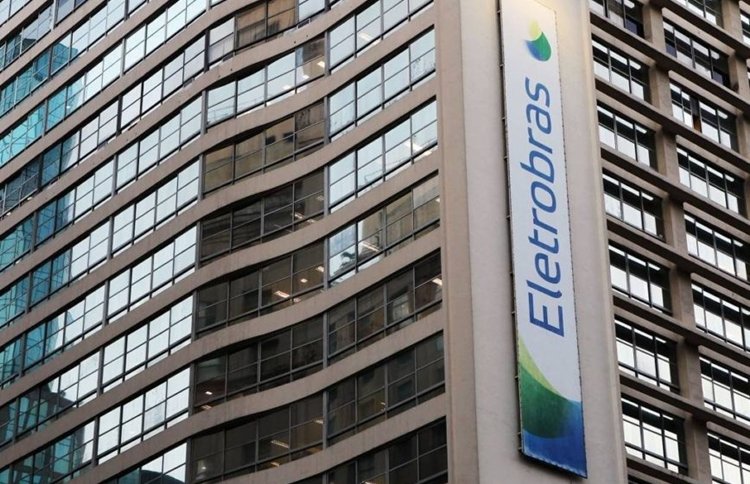 BNDES suspende leilão de distribuidoras da Eletrobras