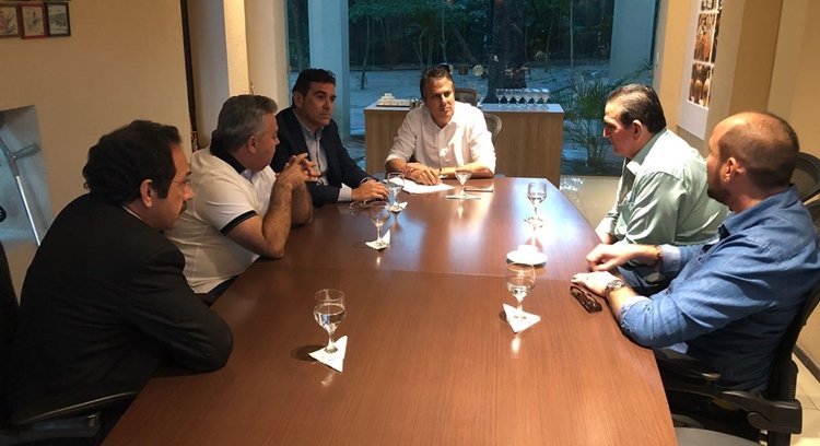 Políticos do PPS cearense se reúnem com Camilo Santana para discutir projetos para o Estado
