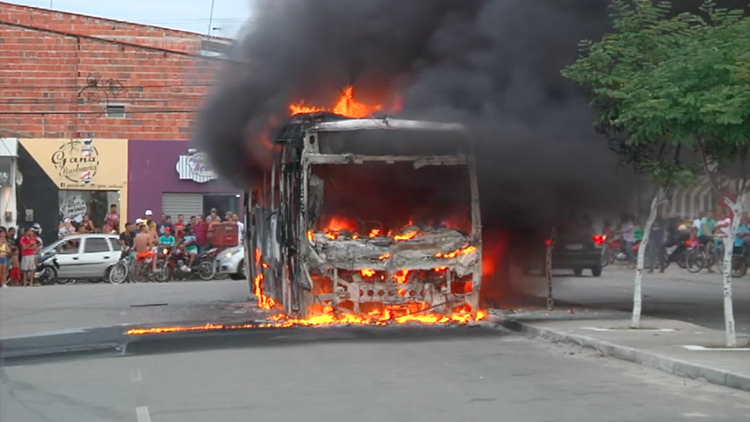 fogo-bus