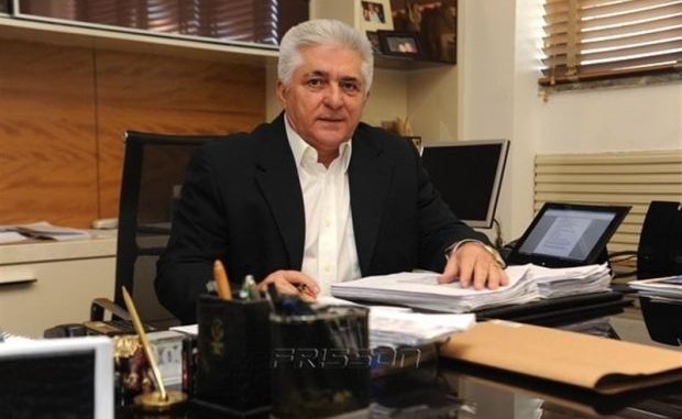 Fundador da rede de farmácias Pague Menos está preso na sede da PF no Ceará