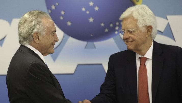 1102755_fpzzb_abr122120176968-324464