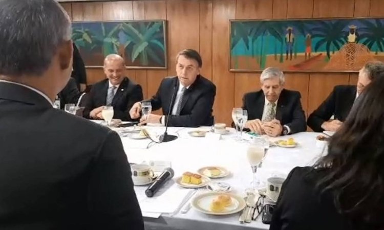 xbolsonaro4.jpg.pagespeed.ic.JADVzO1FfP (1)