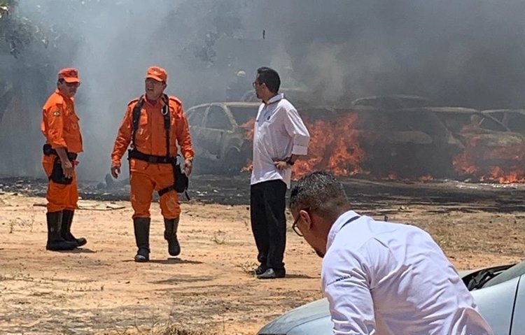 fogo-carro-fortaleza-3