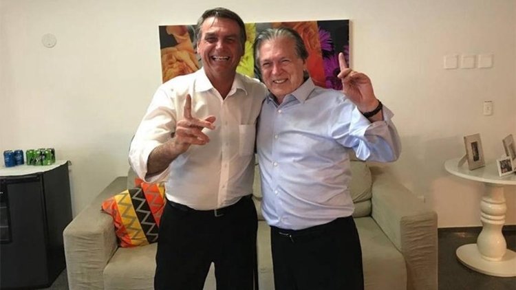 5jan2018---o-deputado-jair-bolsonaro-e-o-presidente-do-psl-luciano-bivar-1532988513784_v2_900x506