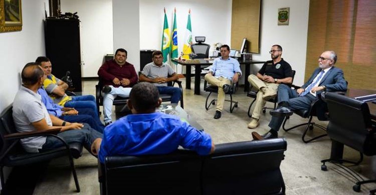 SSPDS-recebe-vereadores-de-Granjeiro-para-tratar-sobre-a-investigação-da-morte-do-prefeito-do-município-4-768x513