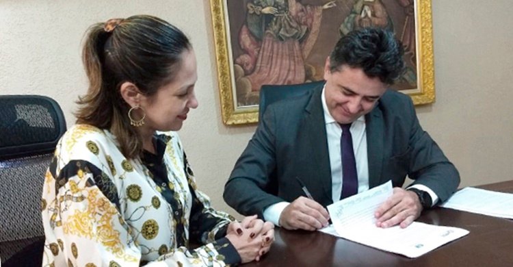 09.03.20.Assinatura.edital.estagiários.s