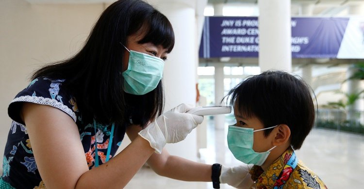 2020-03-06t135651z-914256280-rc2def9k4r3l-rtrmadp-3-health-coronavirus-indonesia