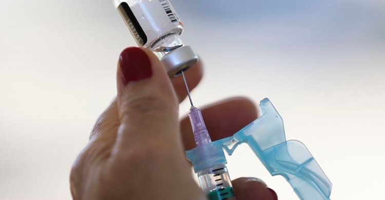 Vacinação de crianças contra a covid-19 na UBS 5 de Taguatinga Sul