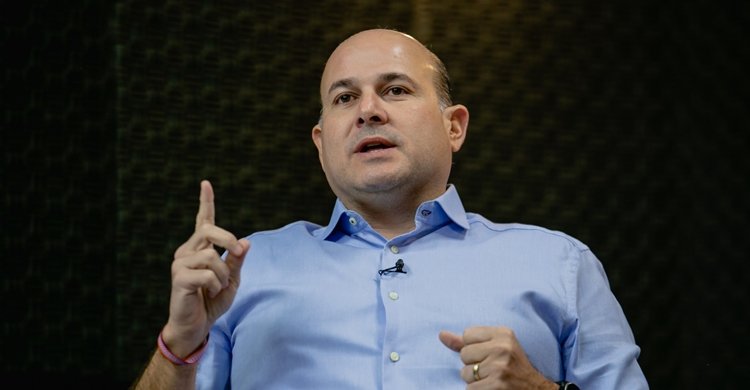 jogo_politico_sabatina_roberto_claudio_28-19834259