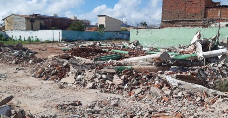 DEMOLICAO-BALNEARIO-CEDRO-CLUBE-768x576