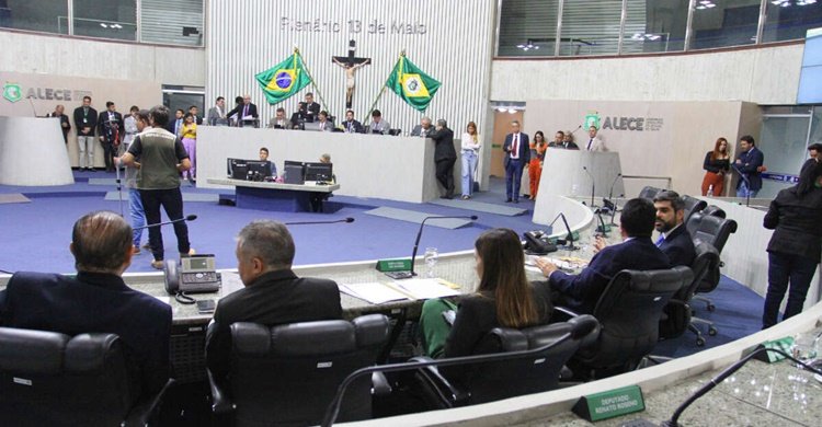 alece-enfermagem-1200x800-1 (1)