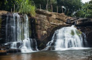 Fundação Waldemar Alcântara lança o livro “Cachoeiras do Maciço de Baturité” em evento na Serra de Pacoti
