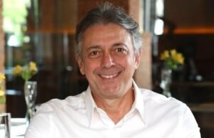 Dono do Coco Bambu, Afrânio Barreira é um dos empresários citados por Mauro Cid como incentivadores de golpe