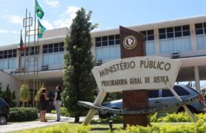 Prefeitura de Nova Jaguaribara exonera servidores em situação de nepotismo