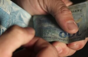 Ex-prefeitos e ex-vereadores que receberam salários de forma indevida terão que devolver mais de R$ 1 milhão, requer MPCE