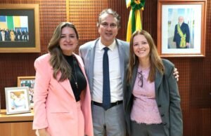 Janaína Farias assume vaga no Senado após Augusta Brito se licenciar