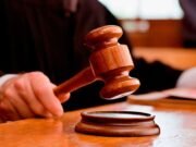 15 anos após o crime, homem é condenado a mais de 10 anos de prisão por matar a própria mãe no Ceará