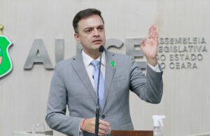 MPE entra com representação contra Fernando Santana por suposta propaganda eleitoral antecipada