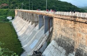 Barragem de Quixeramobim sangra quatro dias após açude Fogareiro
