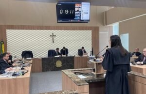 TRE-CE acata pedidos de desfiliação de deputados e suplentes do PDT sem perda de mandato