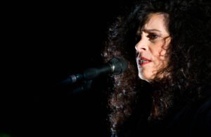 Justiça nega exumação de Gal Costa e pede investigação de crime