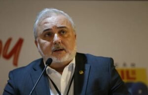 Ações da Petrobras caem 7% com demissão de Prates