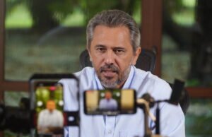 Elmano anuncia convocação de mais 295 aprovados em concurso da Saúde