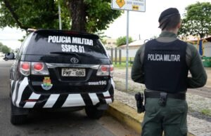 PMCE apreende quase 7 kg de maconha em Itaitinga