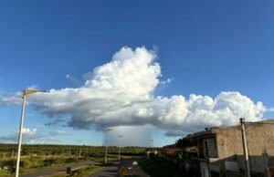 Ceará deve manter predomínio de sol, mas com chuvas passageiras até quarta, 22