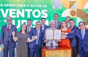 Autor da Lei do Perse, Guimarães destaca compromisso do parlamento durante sanção
