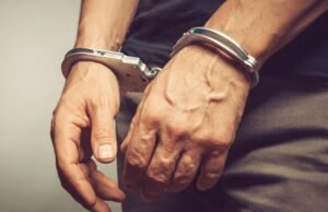 Congresso derruba veto de Lula e volta a proibir “saidinha” de presos