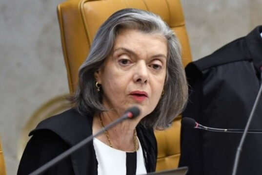 Cármen Lúcia afirma que urna eletrônica acabou com fraudes nas eleições