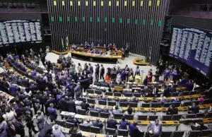 Partidos vão receber R$ 4,9 bilhões para campanha nas eleições municipais