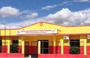 MPCE apura irregularidades no contrato de limpeza pública da cidade de Pires Ferreira; Operação afasta secretário municipal