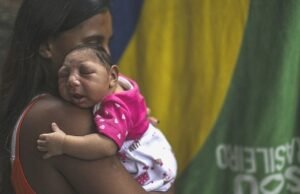 Projeto quer dar indenização mensal e vitalícia à pessoa com deficiência permanente causada por Zika vírus e microcefalia