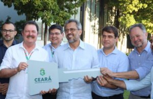 Governo do Ceará entrega novos veículos para reforço de fiscalização da Adagri