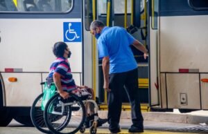 MPCE quer que pessoas com deficiência irreversível tenham acesso gratuito ao transporte público sem renovação de laudo médico