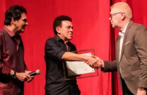 José Orlando é homenageado em noite memorável do brega no Teatro Alberto Maranhão