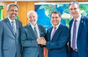 Com presença de Lula, PT marca convenção para oficializar Evandro Leitão como candidato a prefeito de Fortaleza