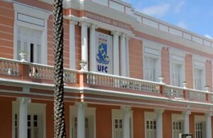 Concurso da UFC terá 122 vagas para cargos de nível médio e superior e será realizado ainda em 2024