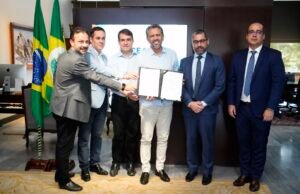 Governo do Ceará e Solar Coca-Cola firmam memorando garantindo investimento de R$ 306 milhões nos próximos dois anos